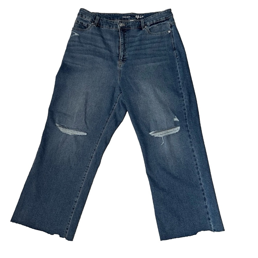 Style & Co Womens Size 16 Wide Crop Blue Jeans Distressed High Rise Raw Hem